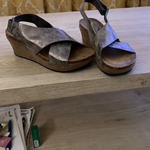 Pierre dumas wedges